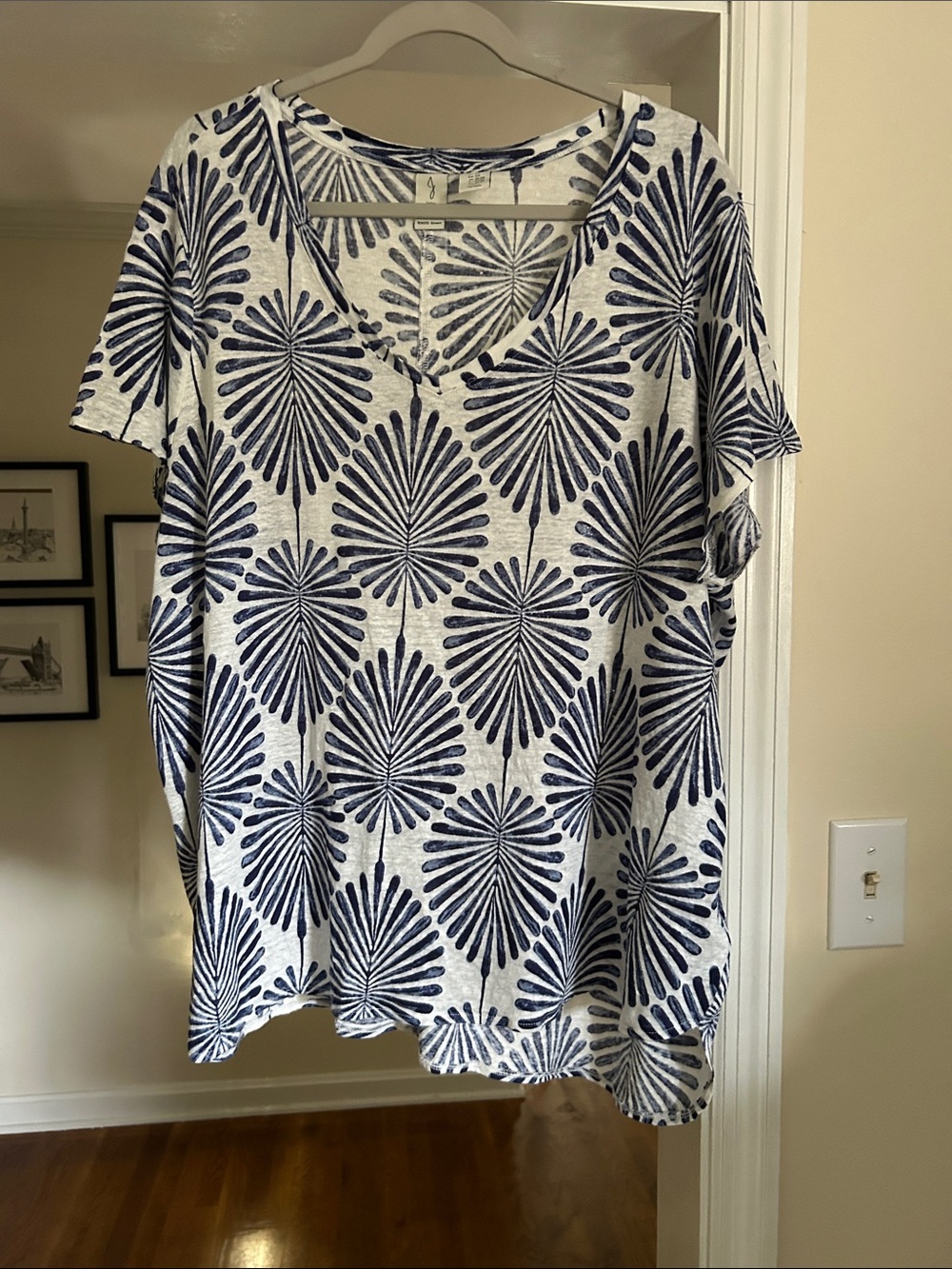 Joie Linen Top in Navy and White Floral Print